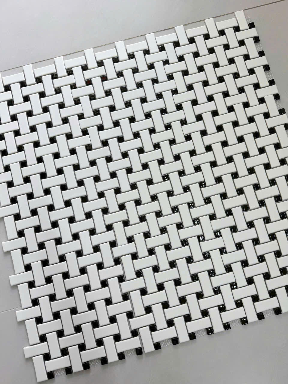 Gạch Mosaic trang trí 300x300mm MX619 25
