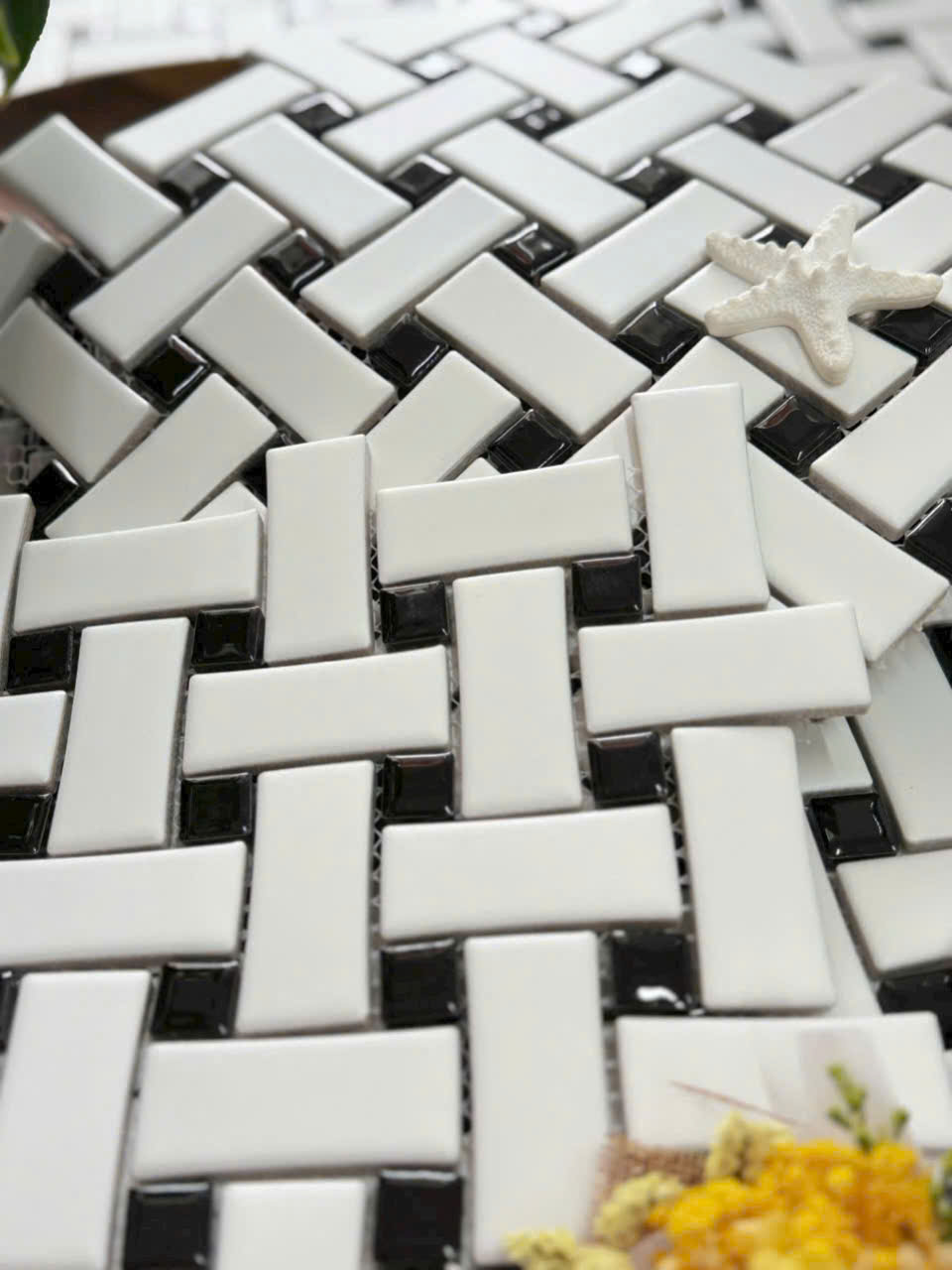 Gạch Mosaic trang trí 300x300mm MX619 21